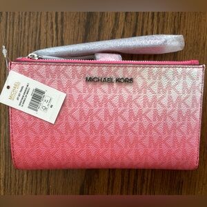 Micheal Kors Jet Set Large Ombré Wristlet in Hibiscus 🌺 NWT